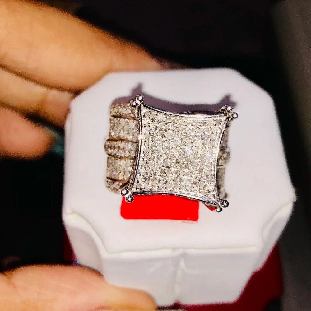 Real diamond women head turner ring free appraisal and posh authenticity incl. - Picture 4 of 7